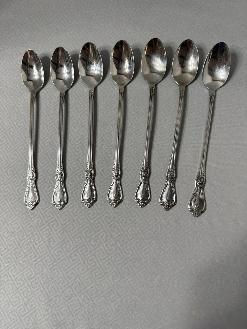 Vtg Oneida Distinction Deluxe Kennett Square   Stainless Ice Tea Spoons Set of 7